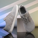 Wide-fit sports shoes woven with lightweight, breathable Flying technology