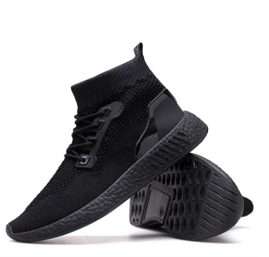 Men’s lightweight woven mesh shoes offering superior breathability