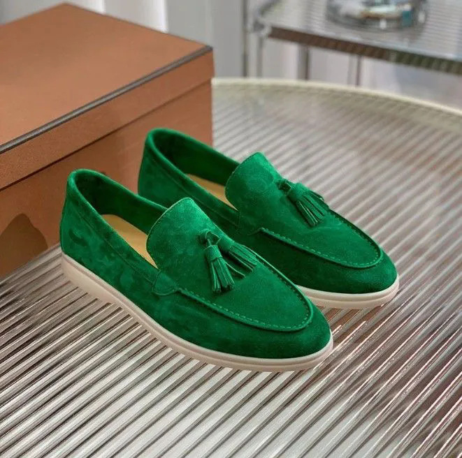 Men’s casual shoes with an elegant and comfortable design