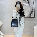 9f321cad-8a9b-4c44-89f5-54bde44ceef2.jpg