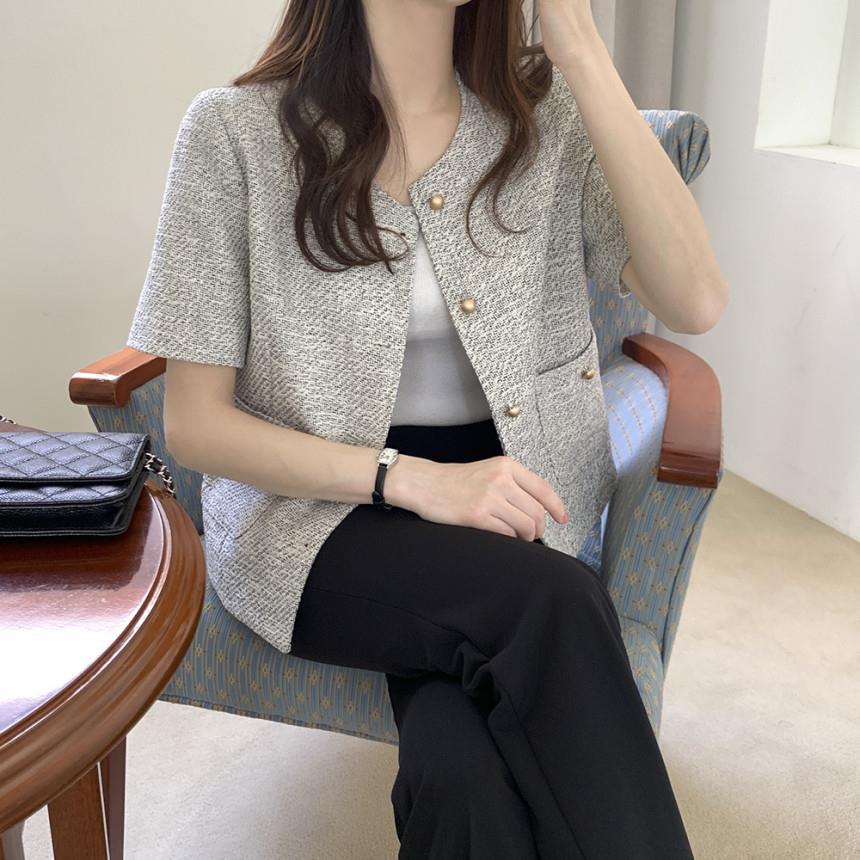 ffbf476a-f5b4-4fe6-9f2f-88efbc00ee14.jpg