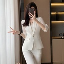 765f5d37-7dc5-408c-9a2d-c6fab43c9dd8_trans.jpeg