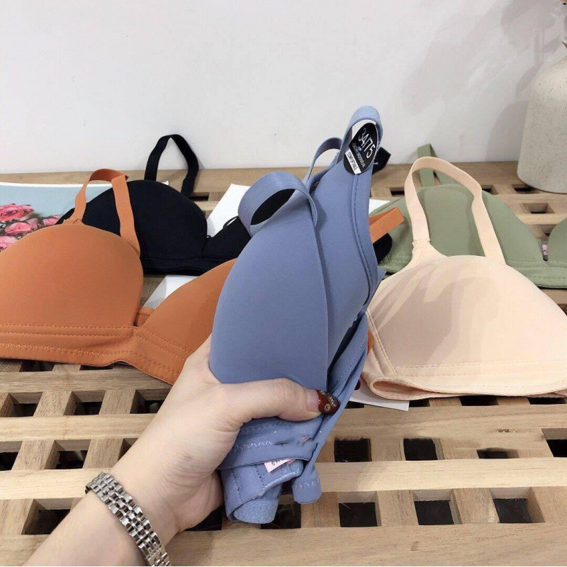 a1e303f2-bdd2-46d4-8b46-0c26120774ef.jpg
