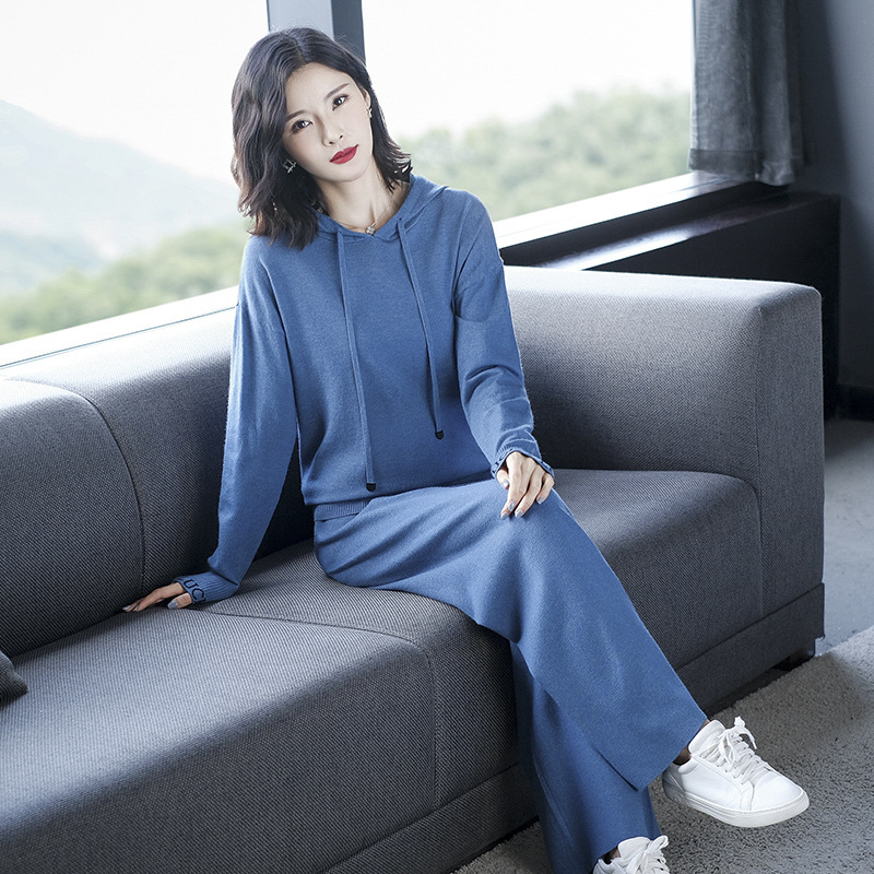 طقم رياضي كاجوال من قطعتين للسيدات