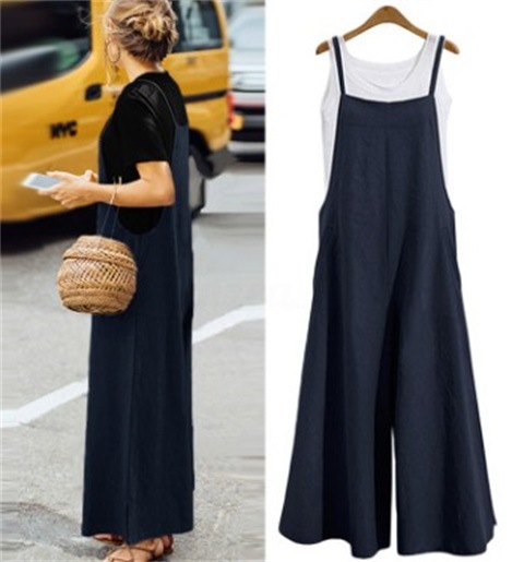 Simple suspender jumpsuit