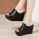  New Sponge Cake Thick Bottom Fish Mouth Slippers