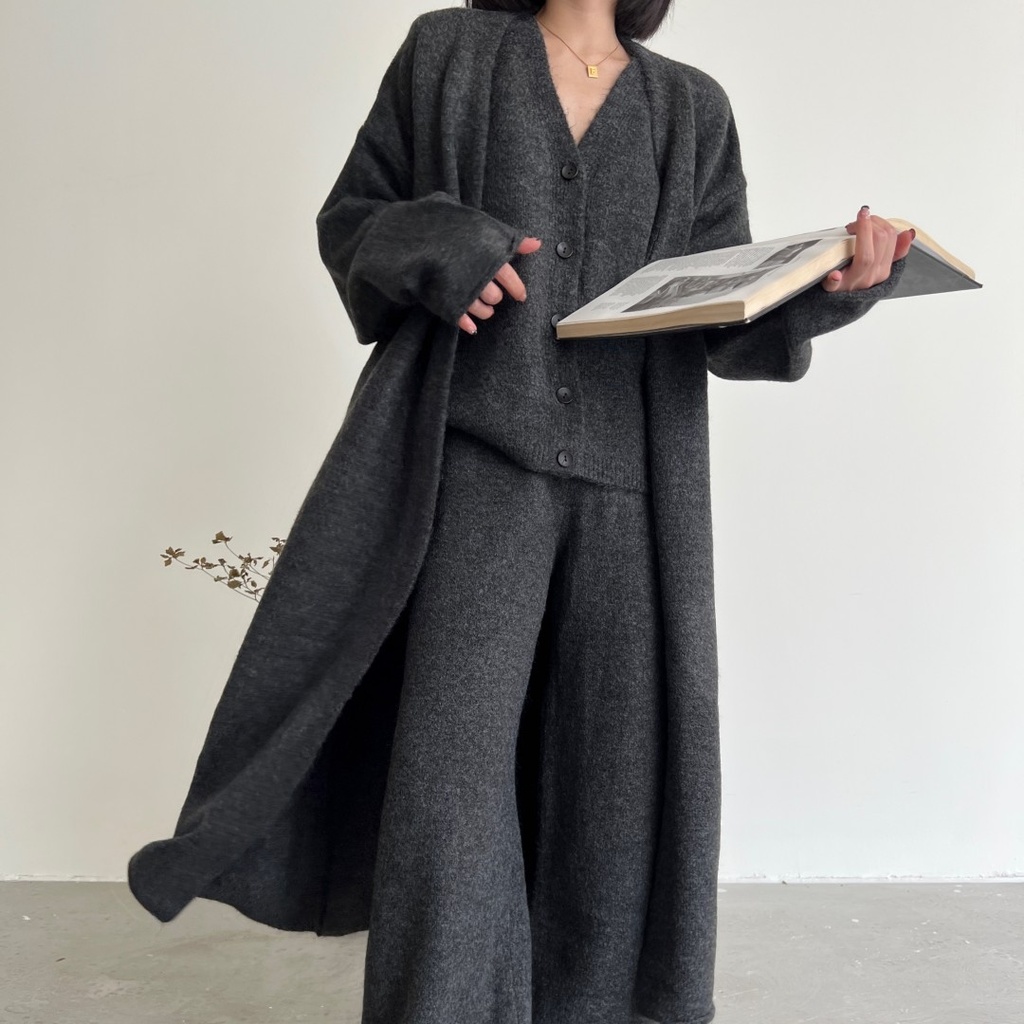 Procrastination Lazy Knitted Sweater Coat Vest Pants Three-piece Set