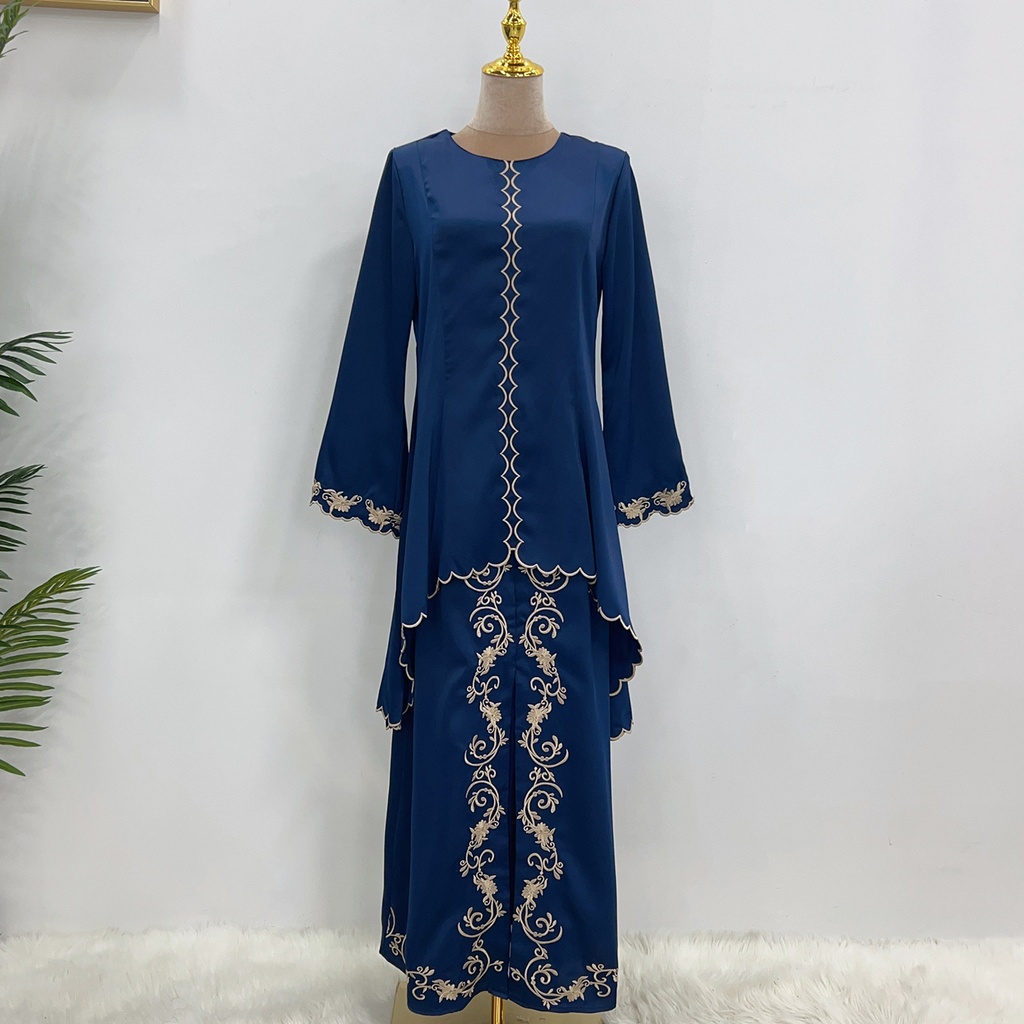 Exquisite Embroidered Middle East Dress Suit