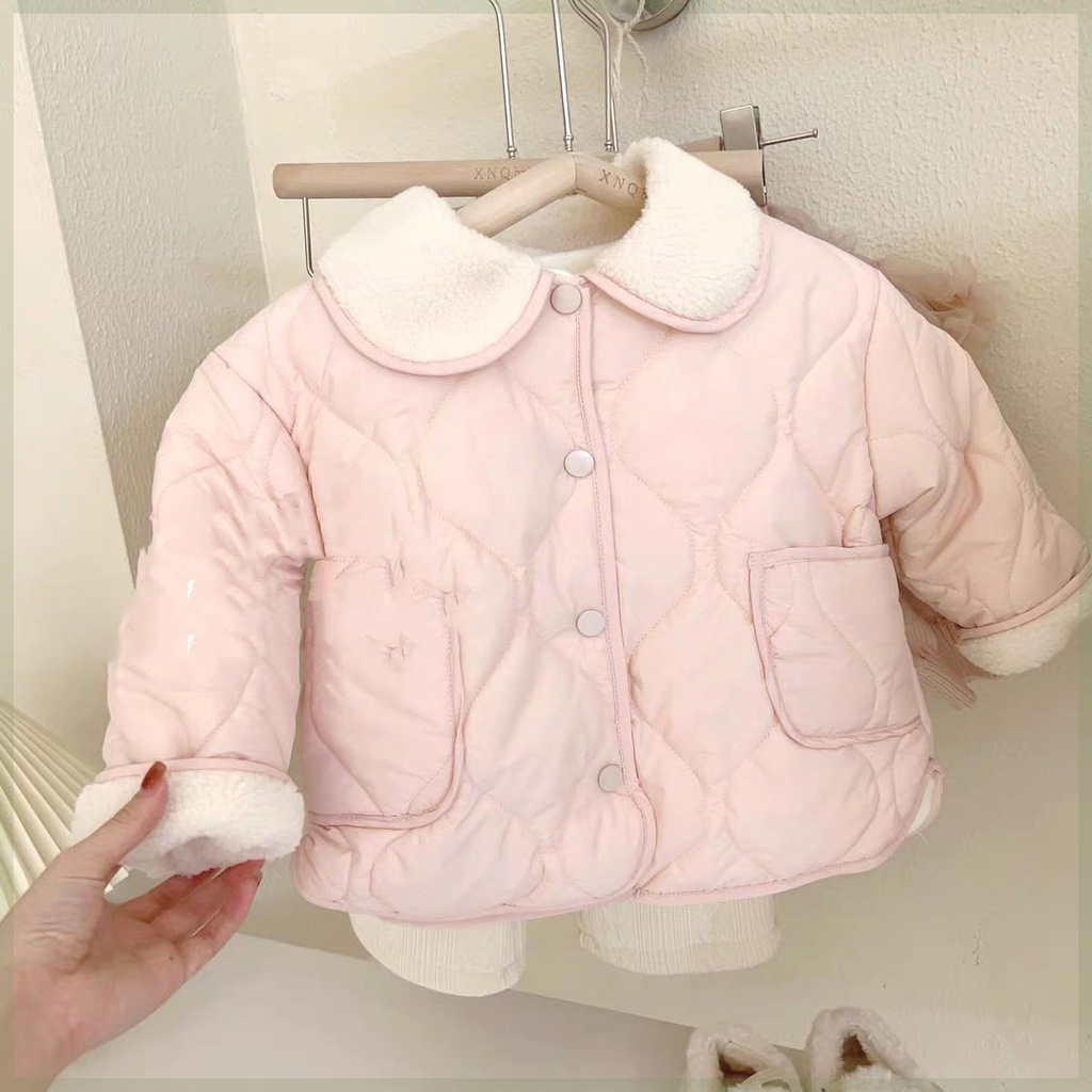 Winter jacket for children, thick and warm, perfect for keeping your child comfortable on cold days 