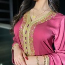 فستان نسائي طويل مزين بحجر الراين