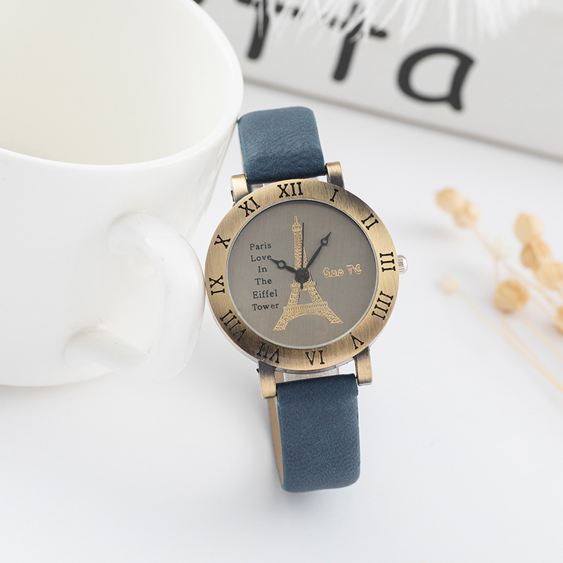 A versatile leather watch with a Roman numeral design