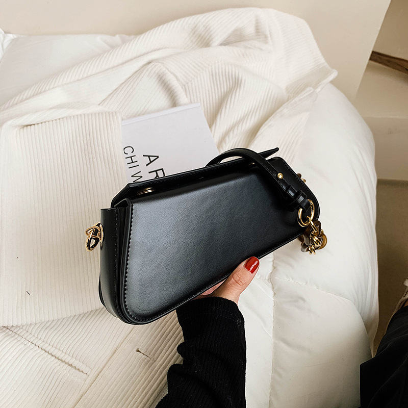 This bag is designed to be your perfect companion for all occasions