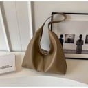 Elegant large-capacity tote bag – perfect for trendy looks 