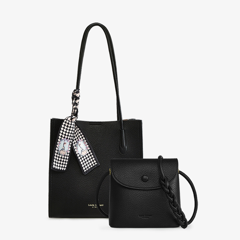 Luxury bag set with a spacious design and versatile style to complement any look