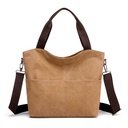 Women's canvas shoulder bag with an elegant and modern design