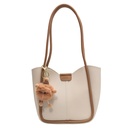 Women's Large-Capacity Bag with a Modern and Elegant Design
