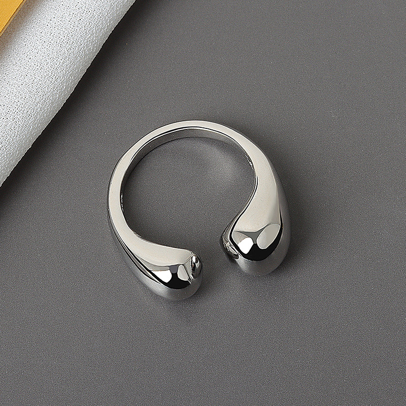 Stylish Water Drop Shape Ring For Women