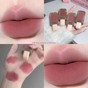Velvet matte lip gloss with a misty touch and long-lasting wear
