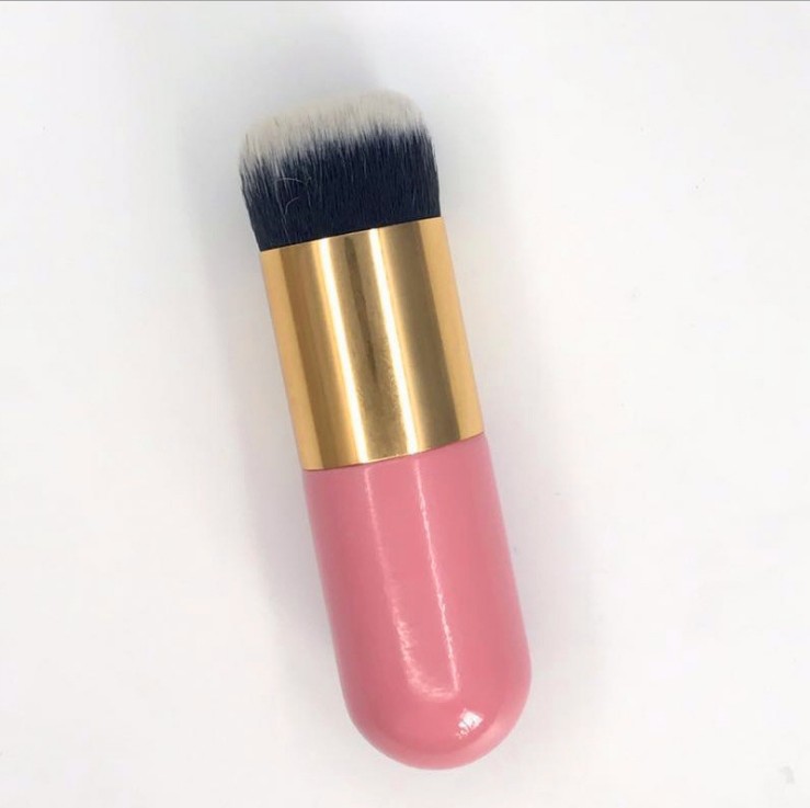 Chubby Pier Multi-Use Makeup Brush for Foundation & Powder – A Perfect Beauty Tool for a Flawless Finish