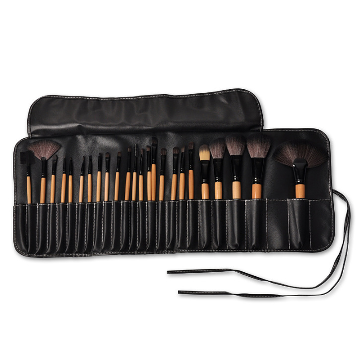 Professional Makeup Brush for Precise Color Application from Beauty Palettes