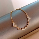 سوار أنيق بشكل قلب – تصميم راقٍ وفريد