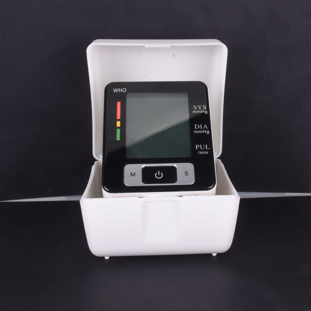 Lightweight and Simple Home Blood Pressure Monitor – Practical and Modern Design