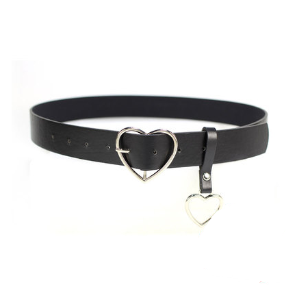 Pin buckle belt with a refined design that combines elegance and modernity