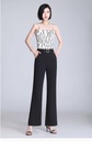 Wide-leg pants with a modern and practical design, offering an elegant and comfortable look