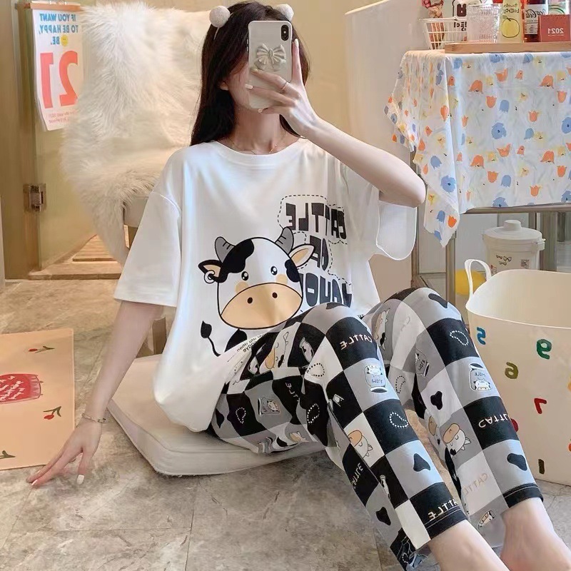 Women's Summer Pajama Set with a Casual Touch and Comfortable Practical Design