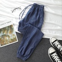 Wide-leg pants with an elegant and modern cut that combines practicality and comfort — perfect for pairing with a variety of everyday outfits