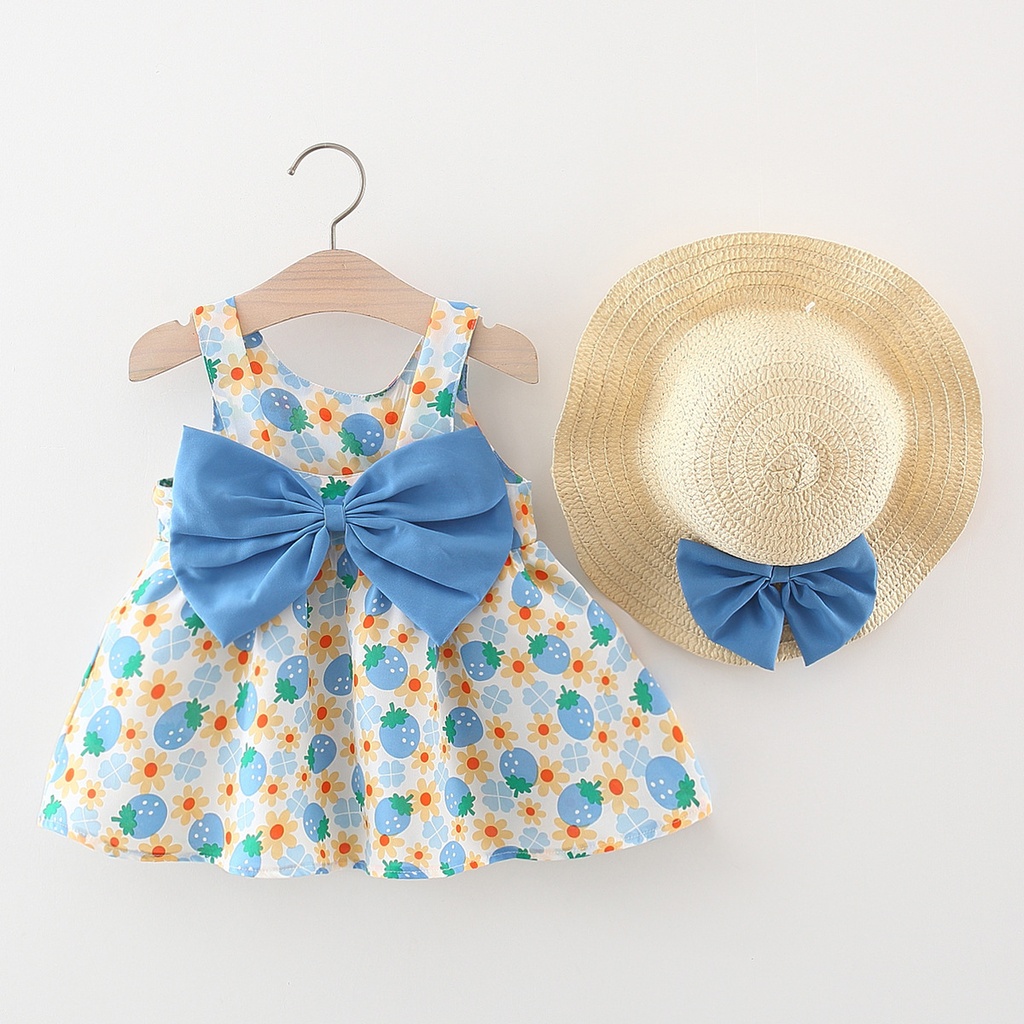 New summer girls' slip dress with floral print, featuring a modern style that reflects a playful and elegant personality