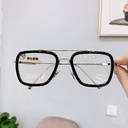 نظارات شمسية كلاسيكية بتصميم Retro – إطلالة أنيقة للنساء