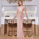 Elegant Sleeveless Pleated Dress with a Slim Fit Design for Women