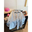 Women's long-sleeved shirt with an elegant design suitable for various occasions