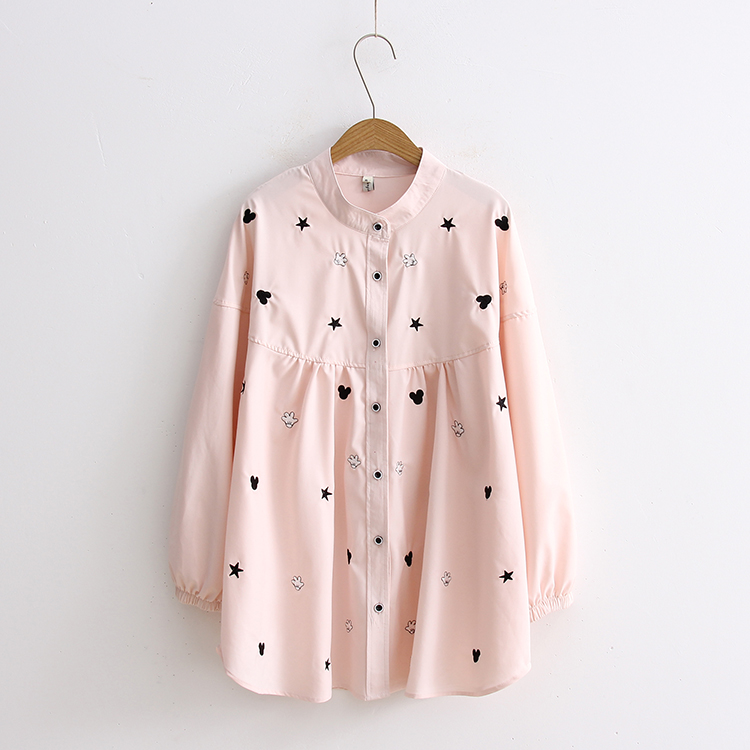 Plus-size women's shirt with a loose and lightweight design, featuring elegant embroidery, a mid-length cut, and long sleeves for a stylish and comfortable look