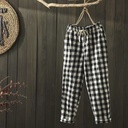 Women's casual pants with a plaid pattern and cropped nine-tenths length cut