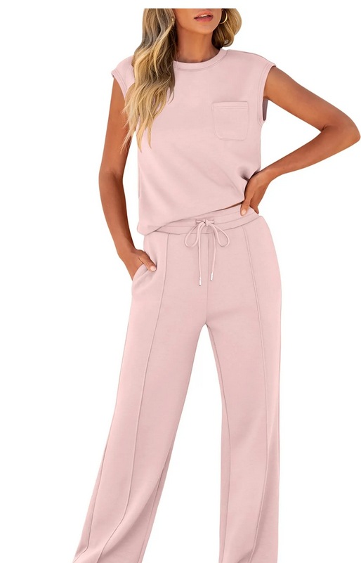Elegant sleeveless casual women's set made of stretch fabric