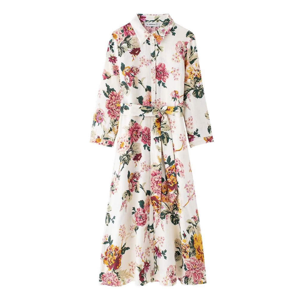 Elegant women's shirt dress with long sleeves and a modern touch