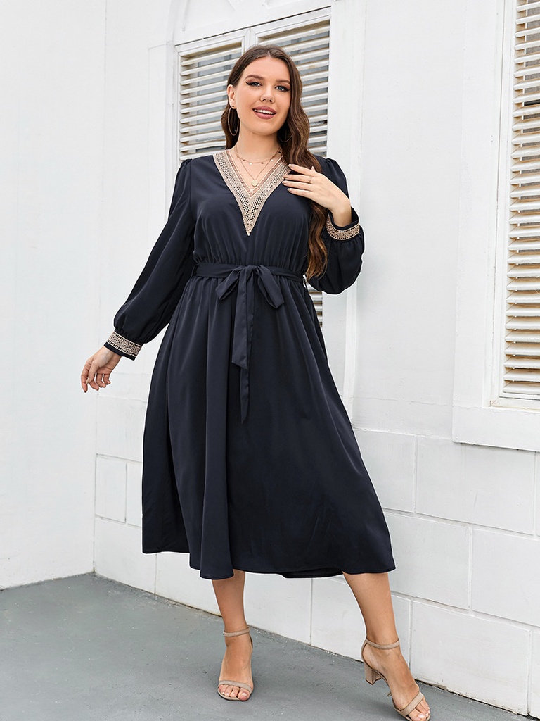 Elegant loose-fit plus-size dress in European and American style