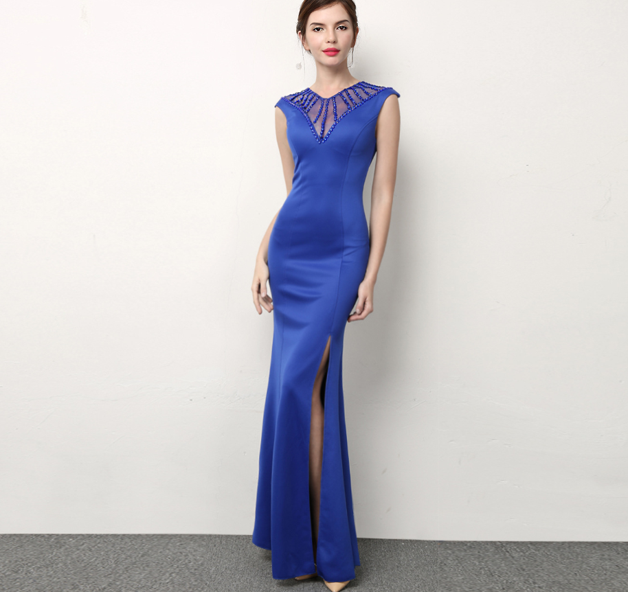 Mermaid evening dress with an elegant slit for a luxurious look