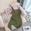 Elegant dress with a stylish casual design, perfect for everyday looks