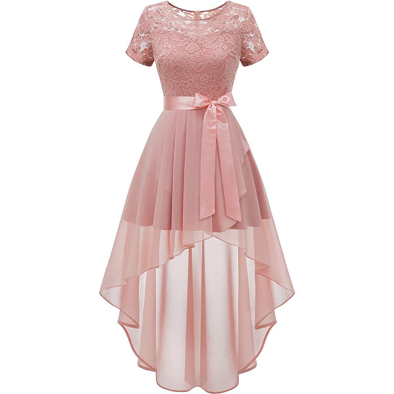 Lace and chiffon evening dress with a round neckline and a high-slit ruffled skirt