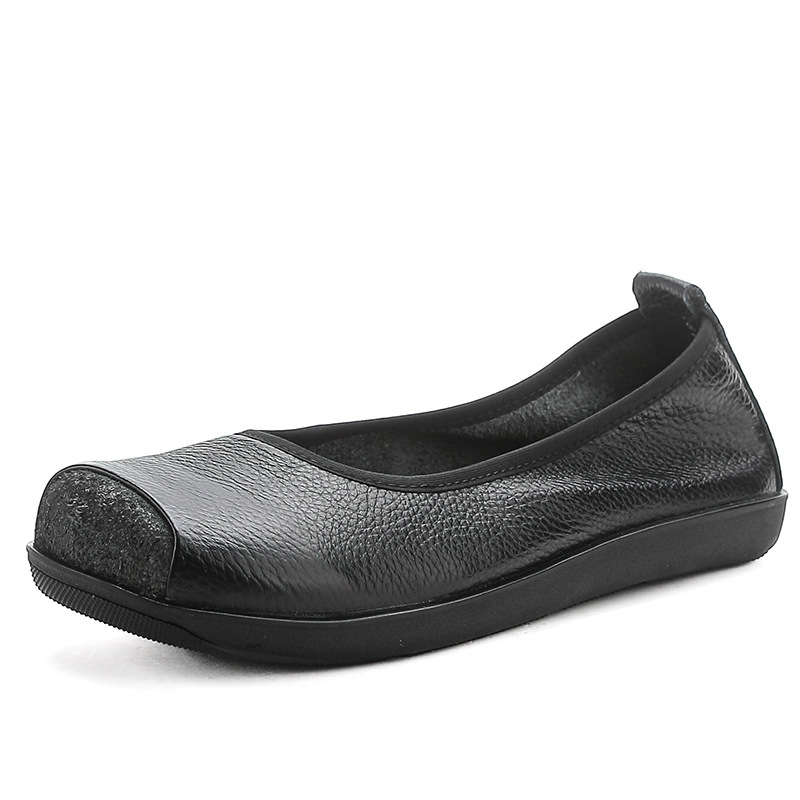 Women’s natural leather flats for perfect all‑day comfort