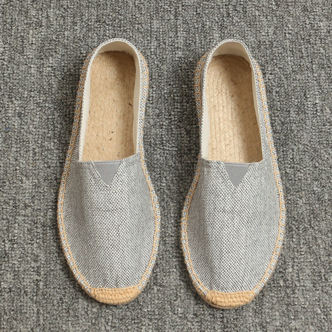 Men’s casual shoes with a handcrafted jute sole
