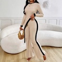 Elegant Women’s Set – Side-Slit Blouse with Trousers