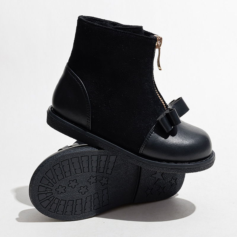 بوت مارتن بناتي بساق مرتفعة وسحّاب جانبي بتصميم بريطاني جذاب