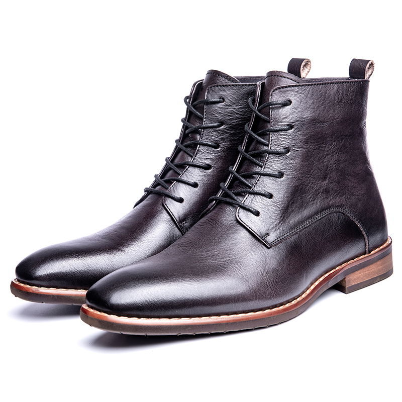 Men’s high-top boots made of genuine leather