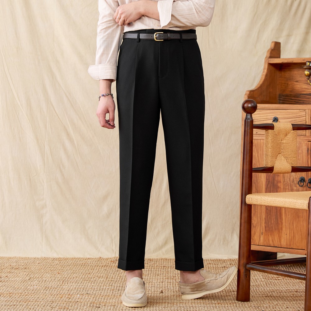 3D Cutting In High-waisted Trousers