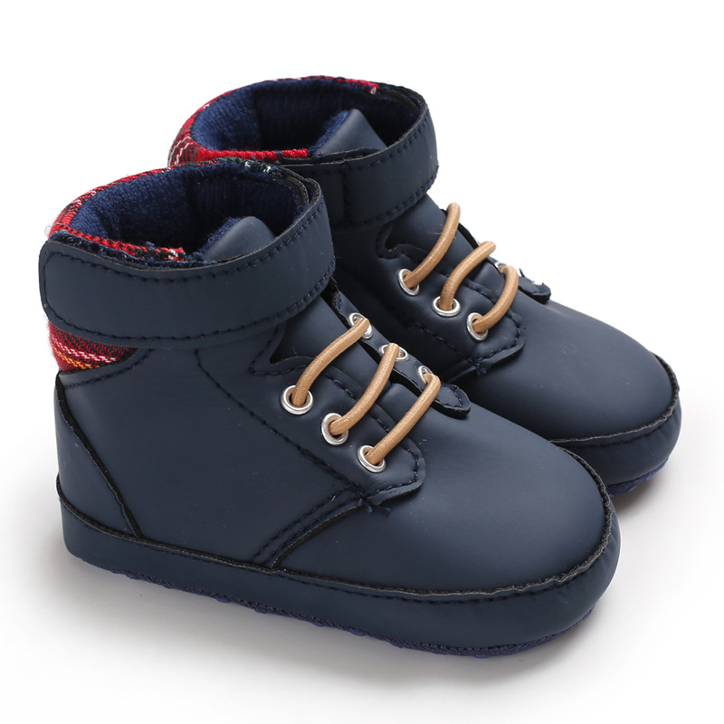 High-Top Soft-Soled Baby Shoes with a Trendy, Casual Design
