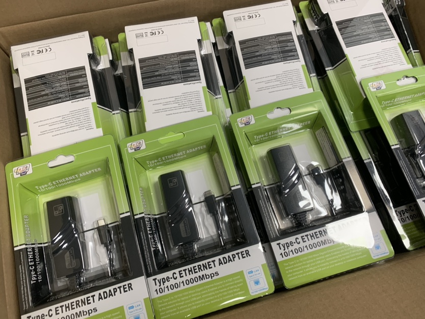 محول Type-C إلى RJ45 جيجابت مع منفذ USB 3.1